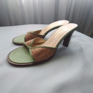 Ellen Tracy Sandals with low heel